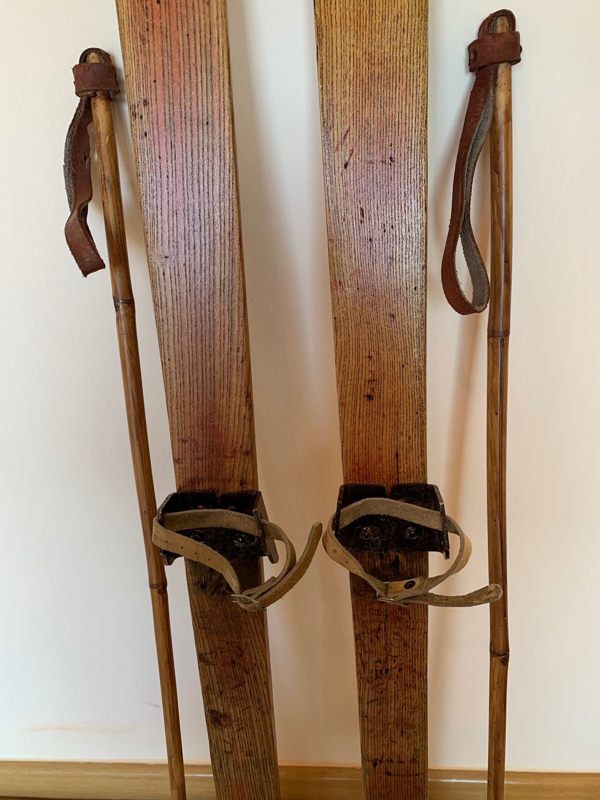 Esquís infantiles de madera antiguos – RustikVintage